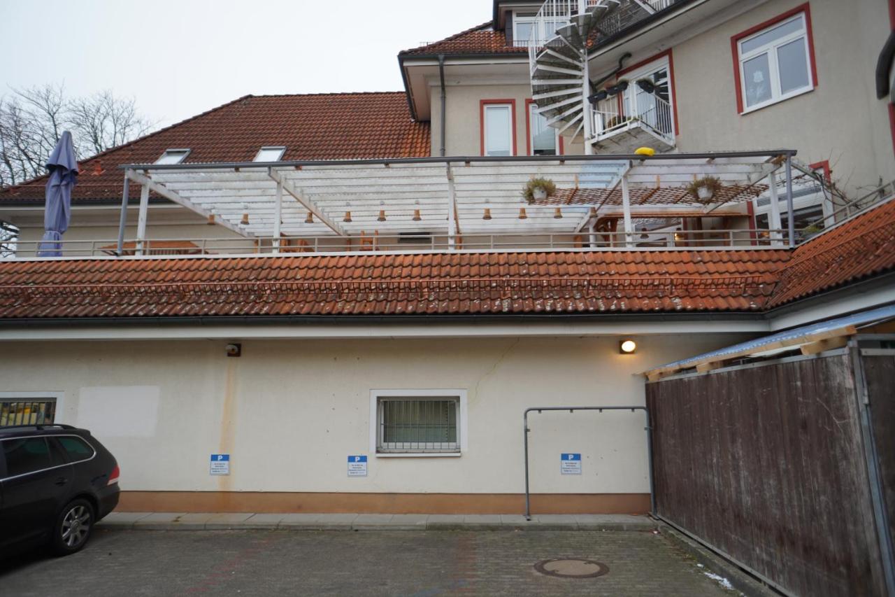 Hotel Birkenwerder Exterior photo