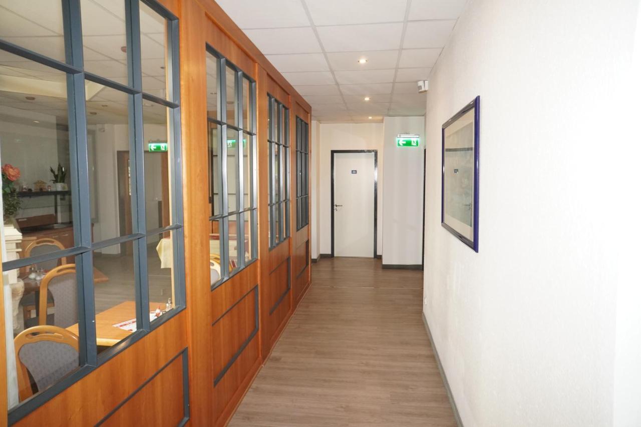Hotel Birkenwerder Exterior photo